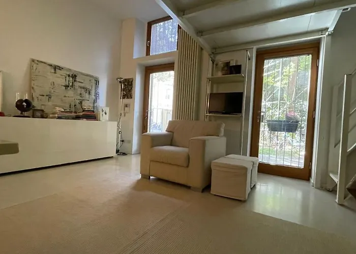 Nolo Square Apartment